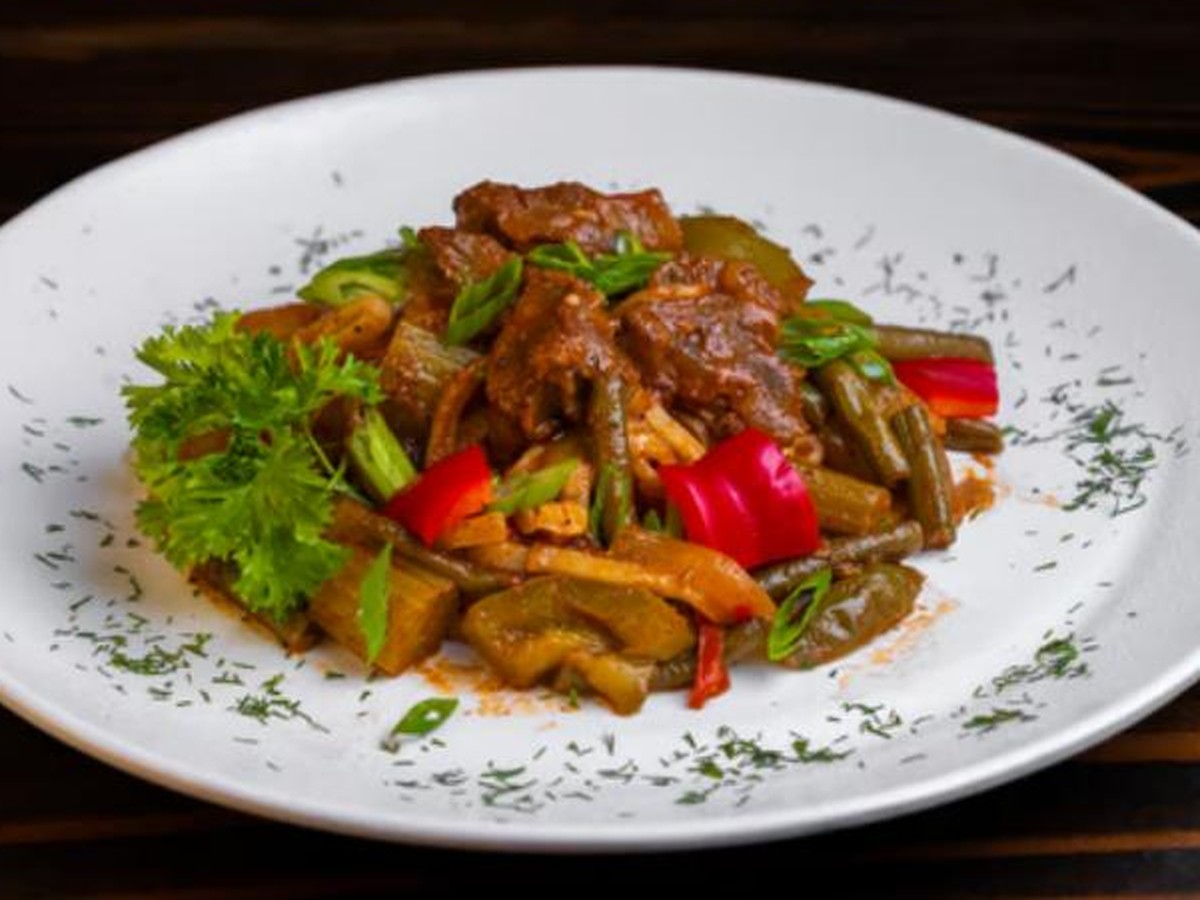 Beef Liver w/ Vegetables — Kyrgyz dish