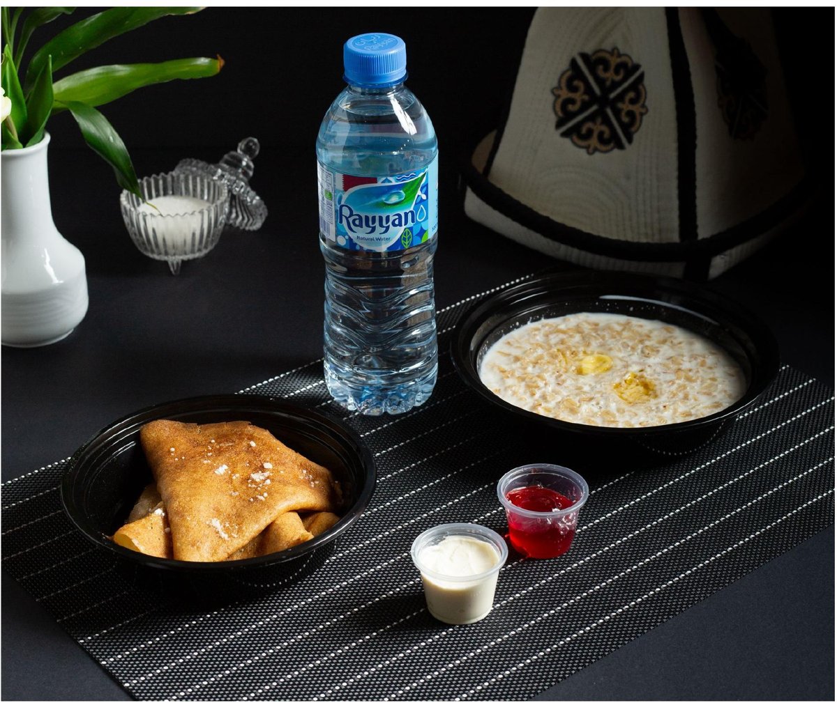 Oats w/ Milk & 3 pcs Blinchiki — Wednesday combo meal